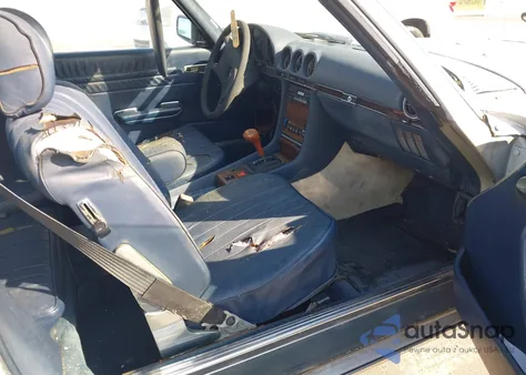 1983 Mercedes-Benz 380 Sl из США, поврежденный, VIN WDBBA45AXDB028458